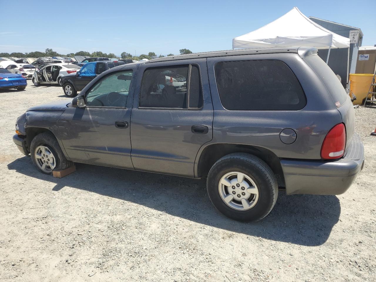 1B4HR38N12F197395 2002 Dodge Durango Sport