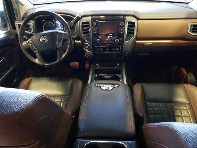  NISSAN TITAN 2019 Granatowy