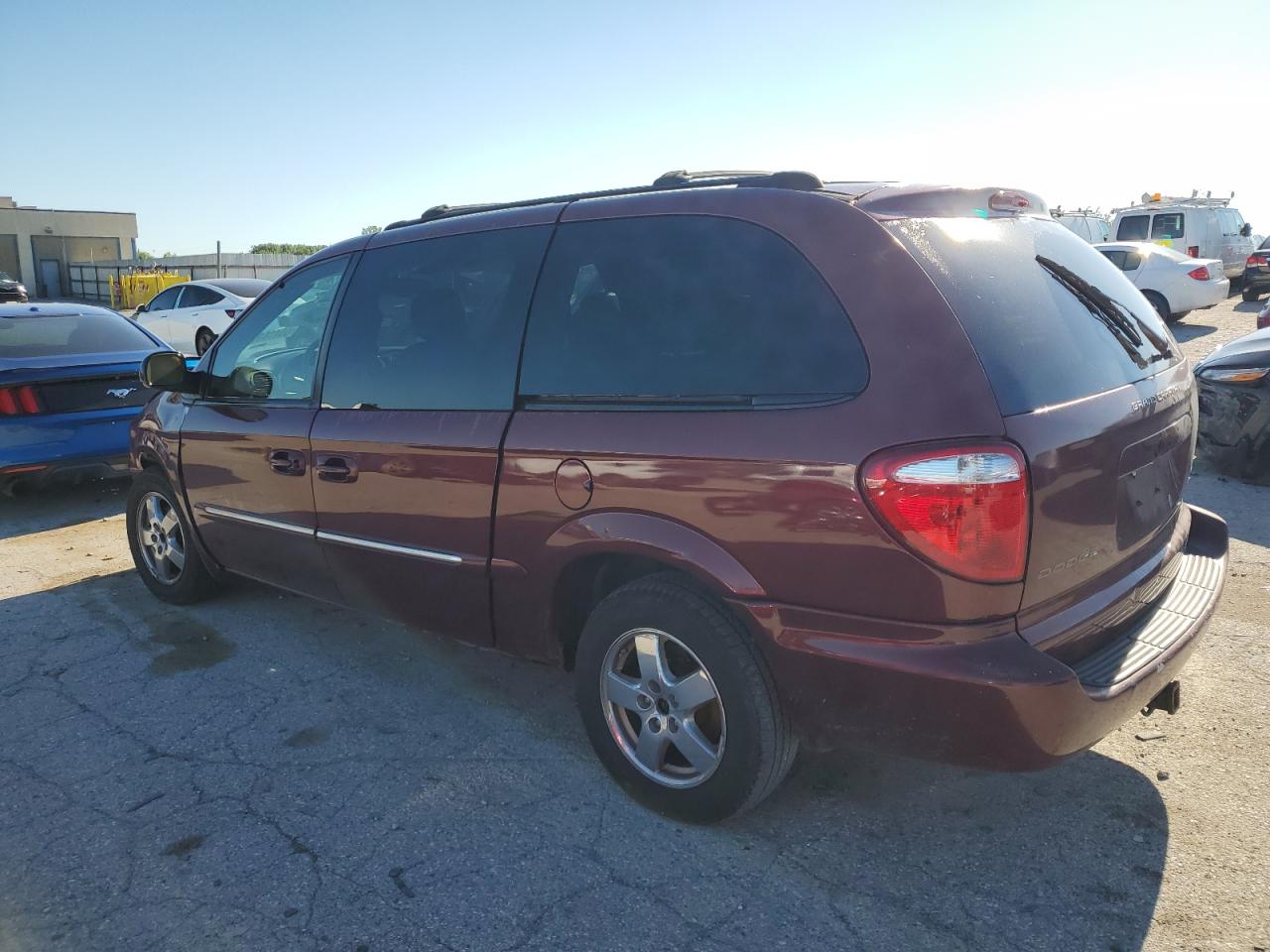 2003 Dodge Grand Caravan Es VIN: 2D8GT54L53R147000 Lot: 60416414