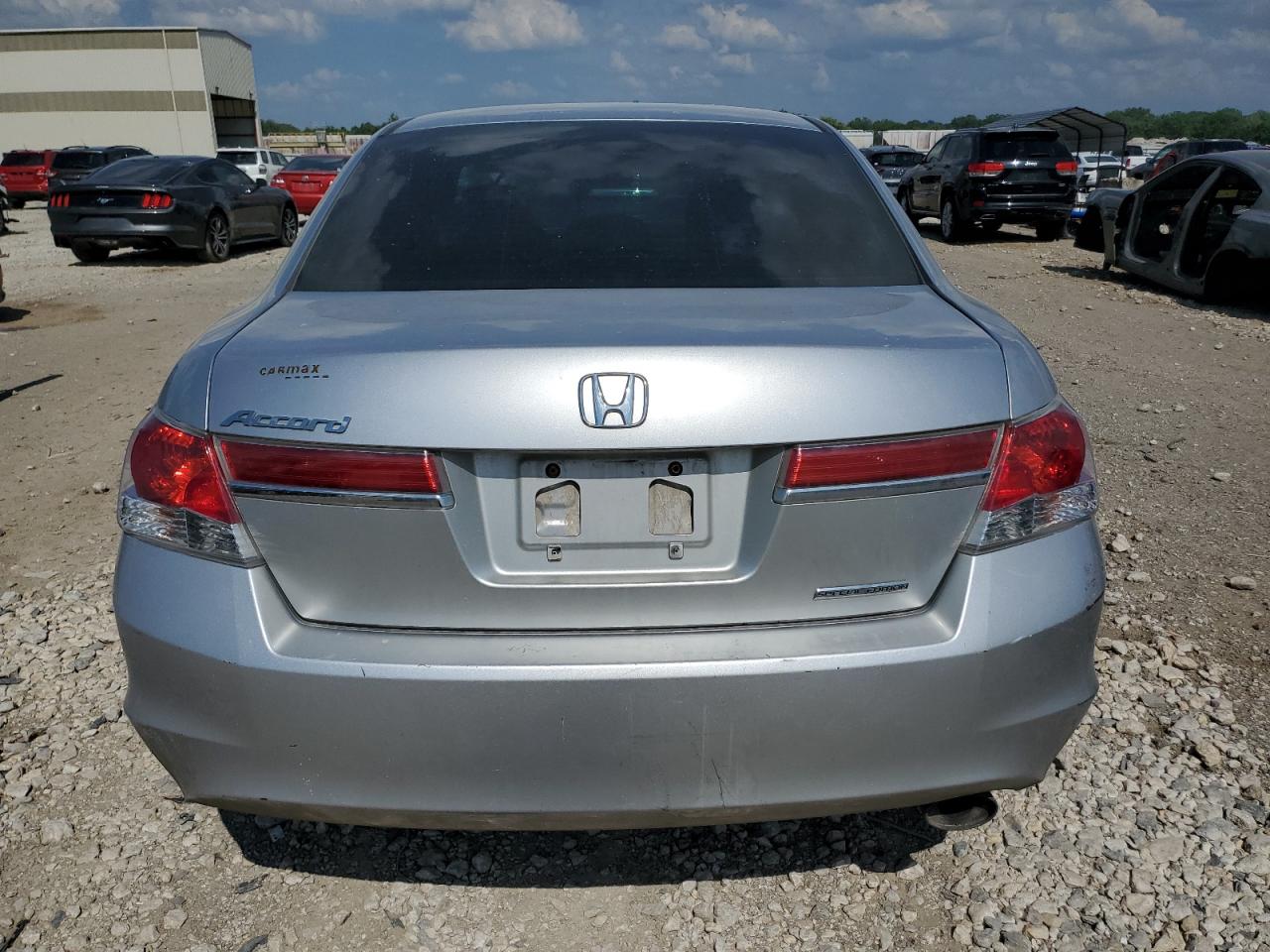 1HGCP2F64BA018113 2011 Honda Accord Se