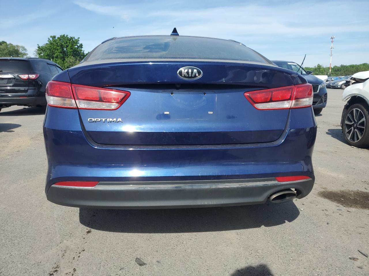 2017 Kia Optima Lx VIN: 5XXGT4L32HG168476 Lot: 57544834