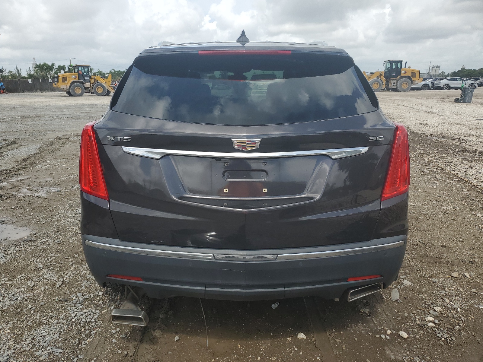 2017 Cadillac Xt5 Premium Luxury vin: 1GYKNCRS1HZ164357