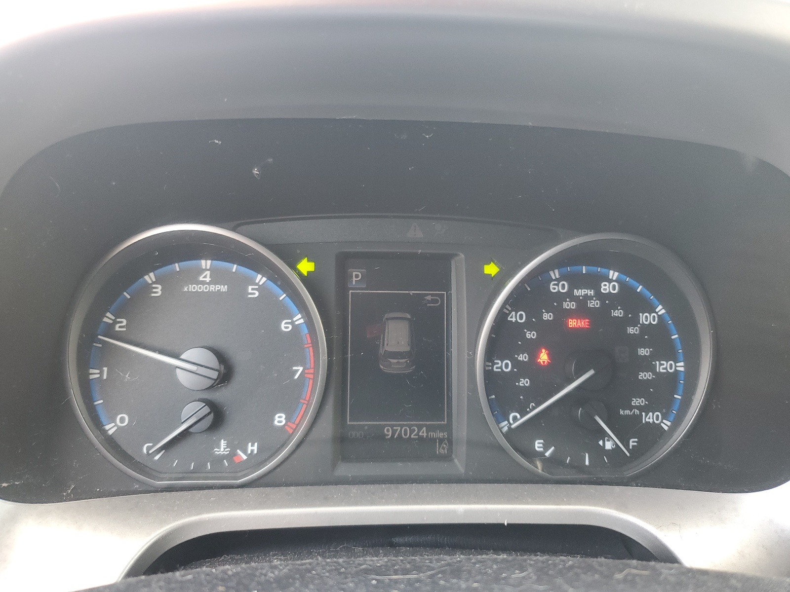 JTMZFREV3HJ117480 2017 Toyota Rav4 Le