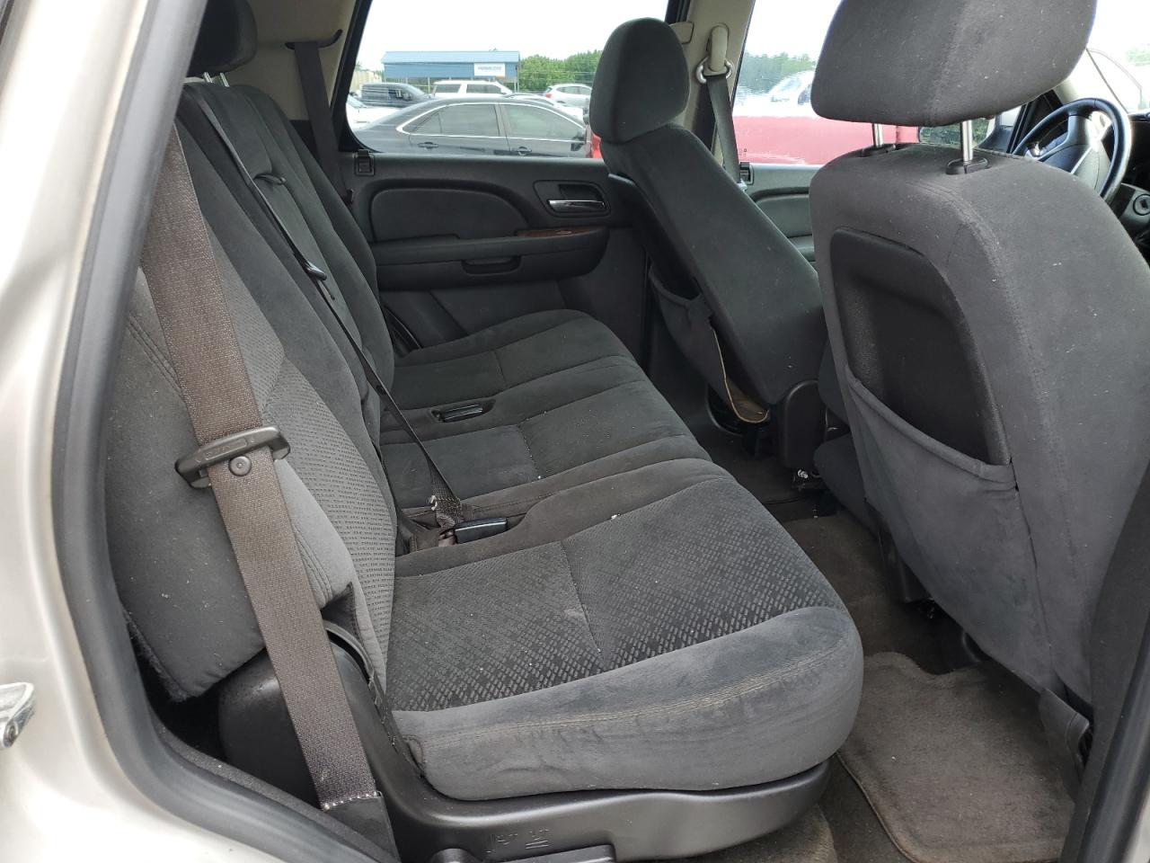 2007 GMC Yukon - Image 11