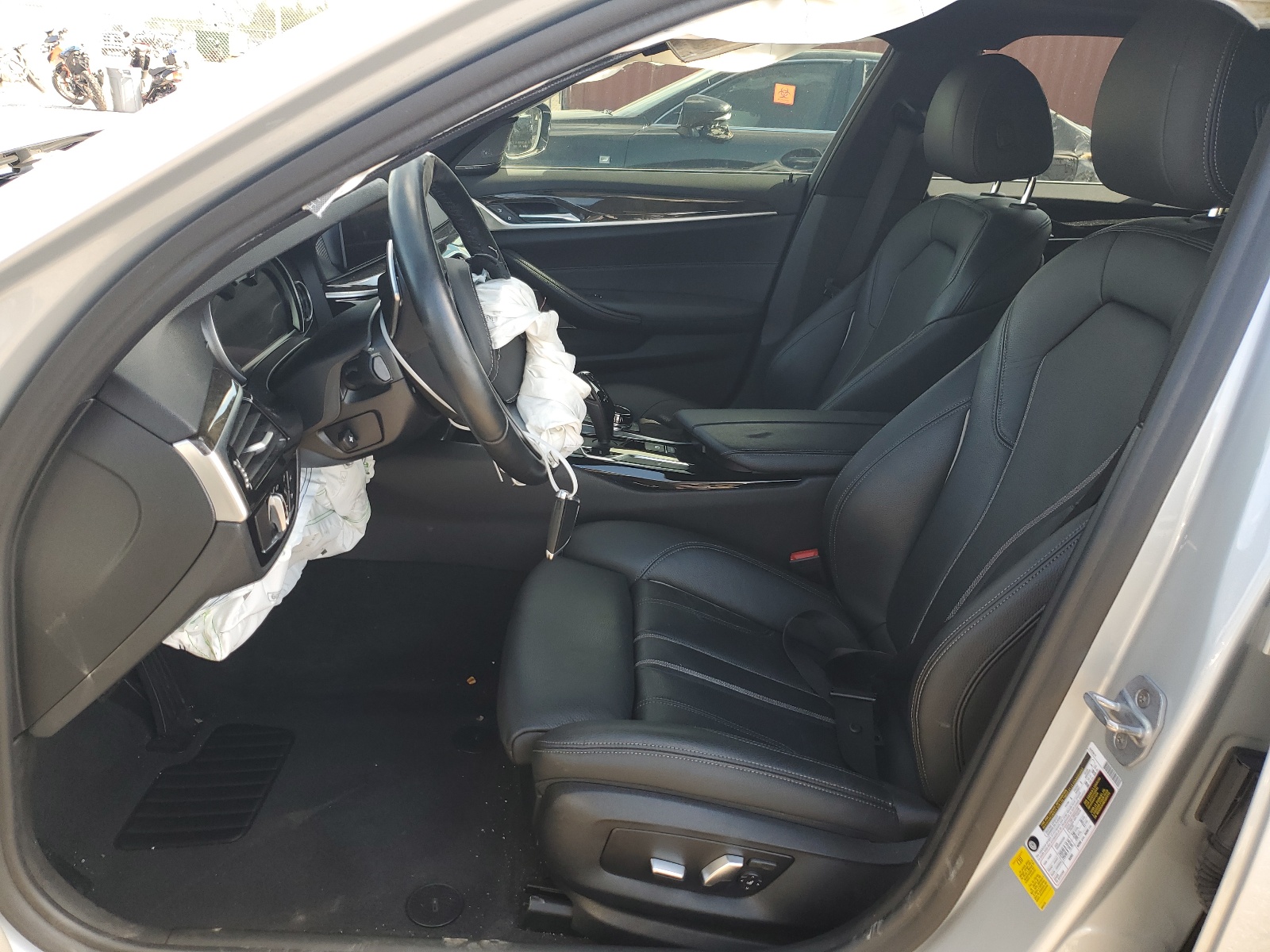 WBAJE5C58KWW11207 2019 BMW 540 I