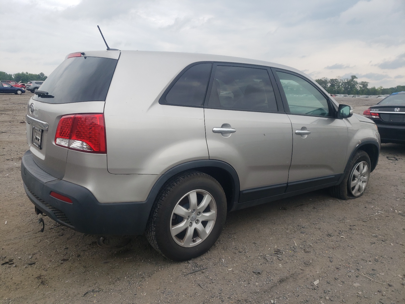 5XYKT4A13DG406398 2013 Kia Sorento Lx