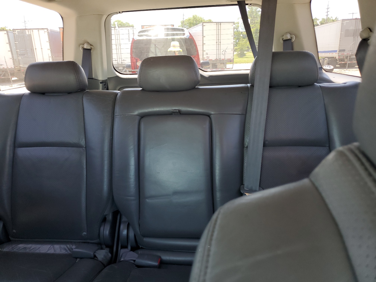 2HKYF18584H520043 2004 Honda Pilot Exl