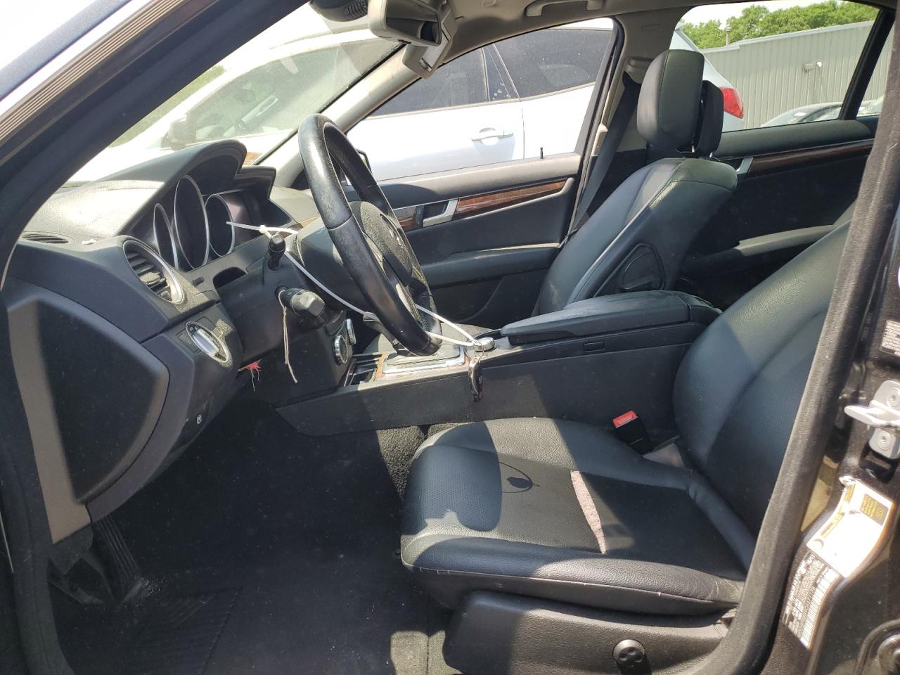 2012 Mercedes-Benz C 300 4Matic VIN: WDDGF8BB9CA671178 Lot: 57253034