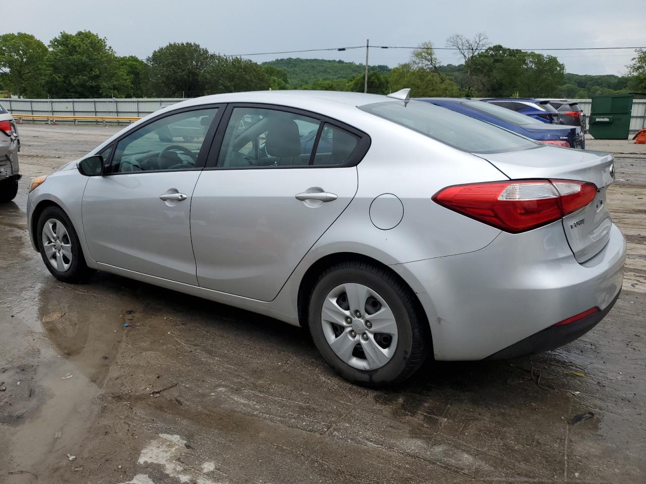 KNAFK4A60F5330678 2015 KIA FORTE - Image 2