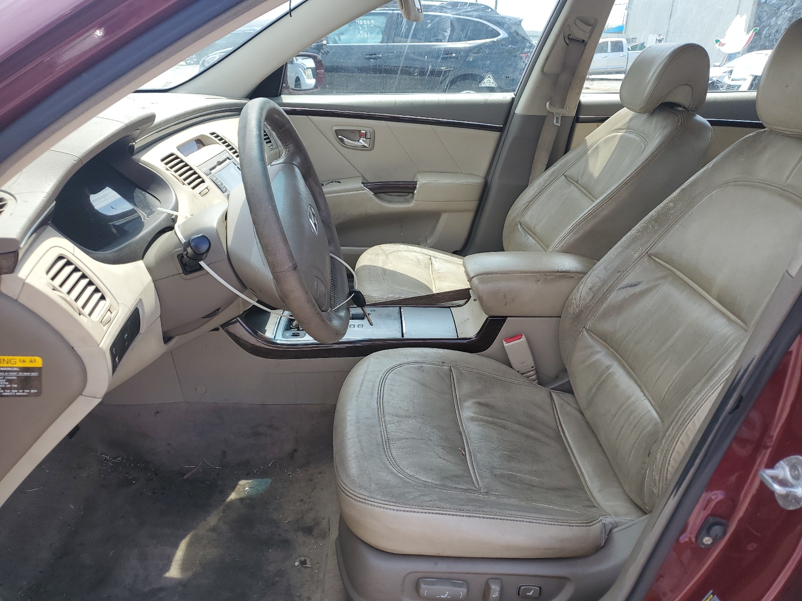 KMHFC46F29A342296 2009 Hyundai Azera Se