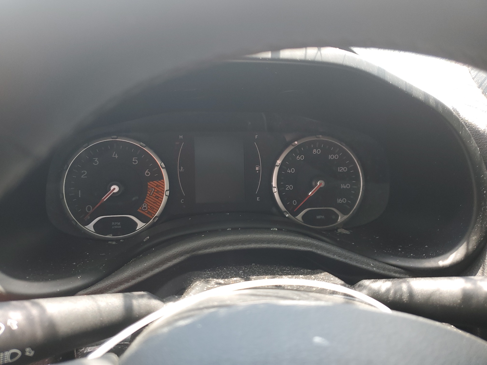 ZACNJABB5KPK67586 2019 Jeep Renegade Latitude