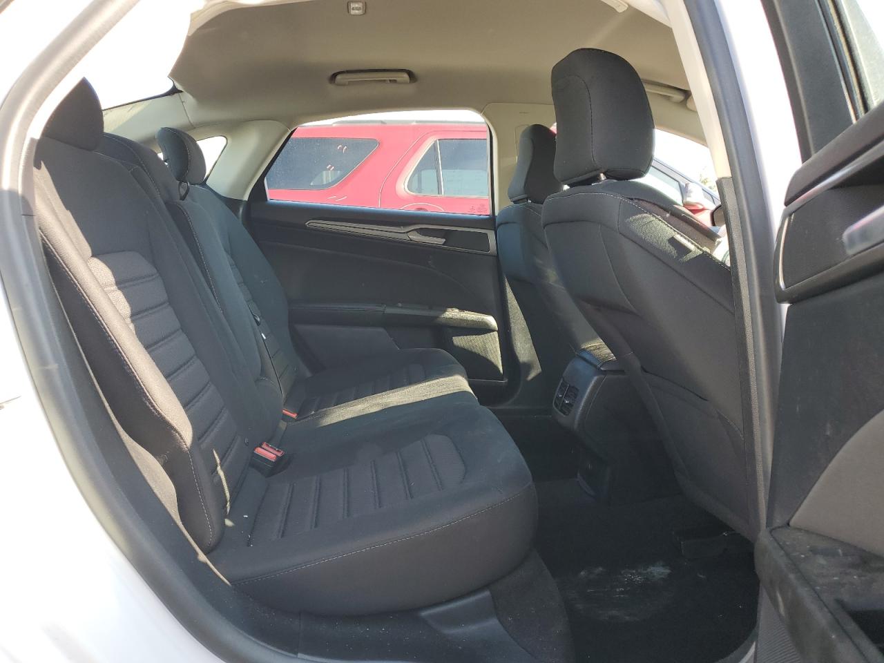 2020 Ford Fusion Se VIN: 3FA6P0LU5LR237324 Lot: 57762734