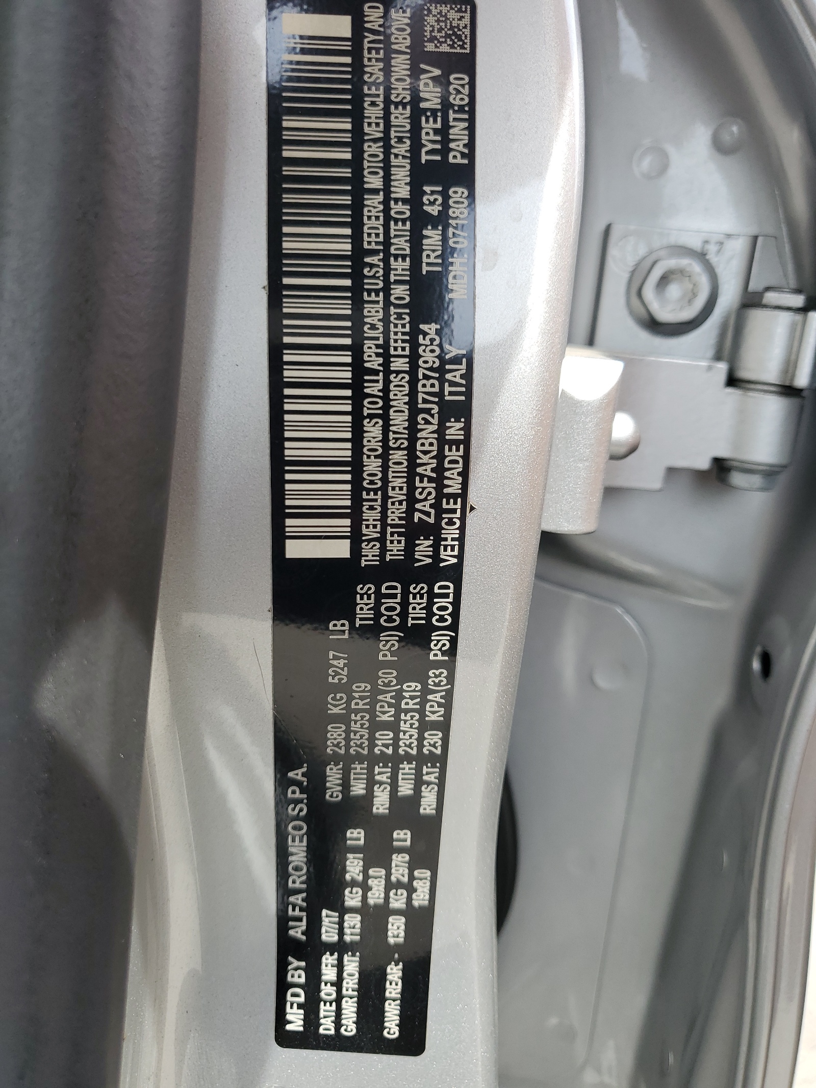 ZASFAKBN2J7B79654 2018 Alfa Romeo Stelvio Ti