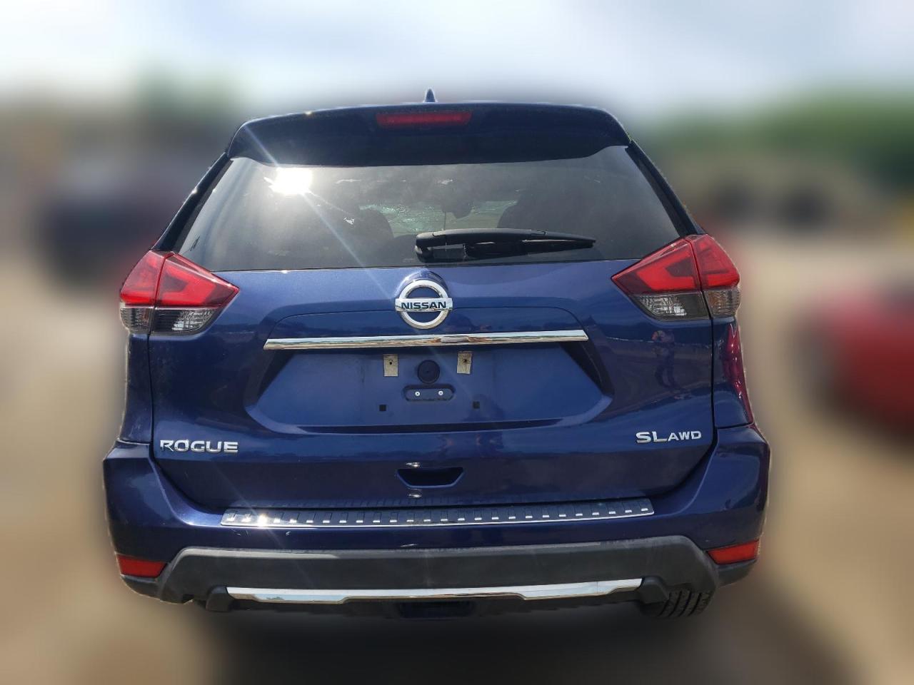 2017 Nissan Rogue Sv VIN: 5N1AT2MVXHC815647 Lot: 56537614