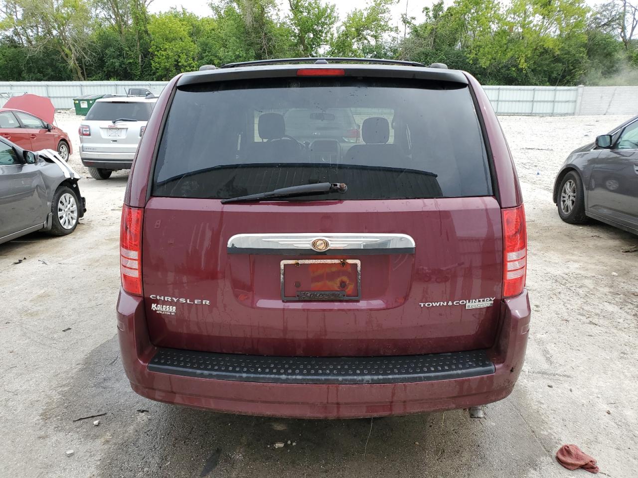 2009 Chrysler Town & Country Touring VIN: 2A8HR54169R537010 Lot: 58919484