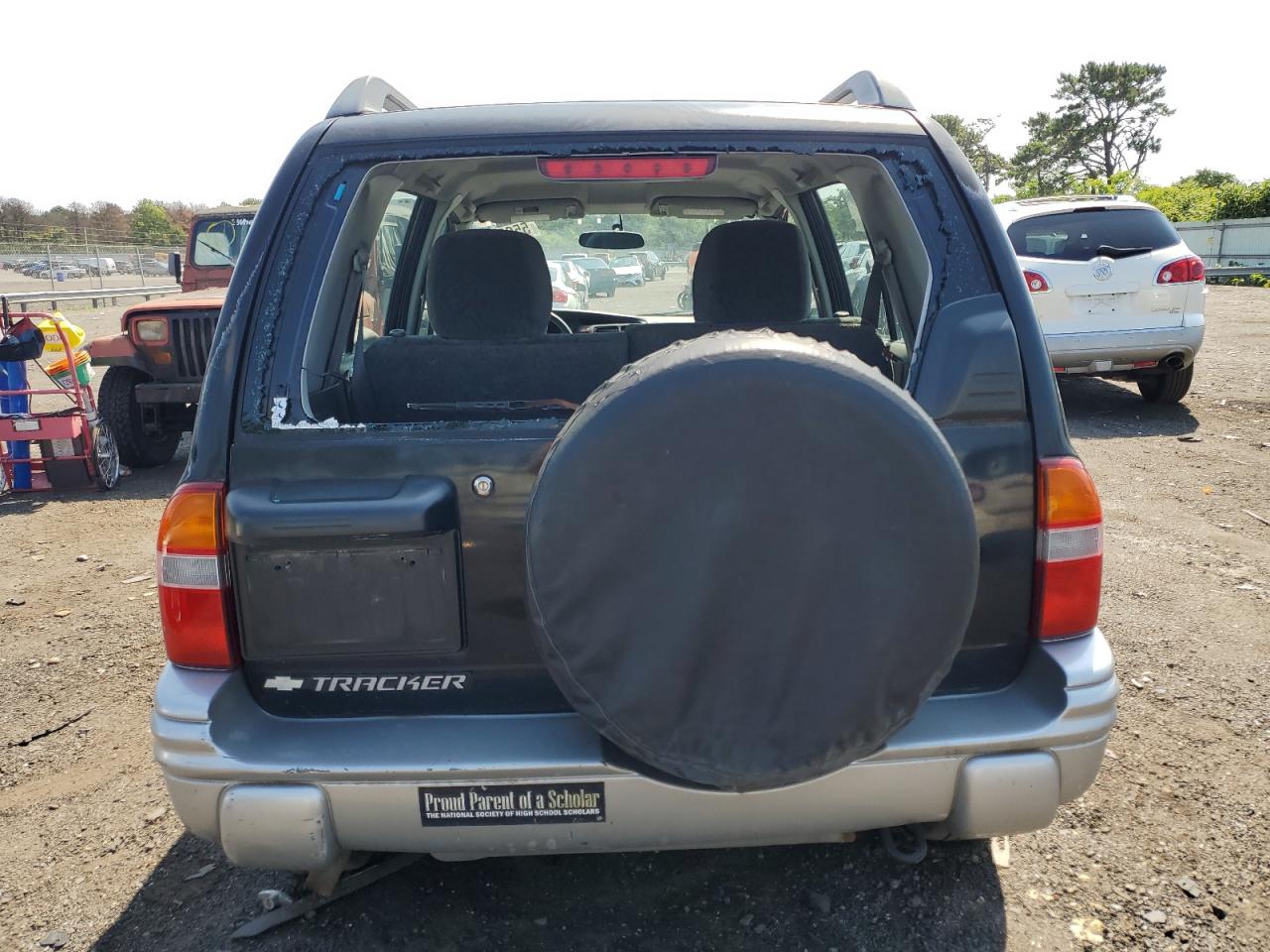 2001 Chevrolet Tracker Lt VIN: 2CNBJ634216912429 Lot: 55692944