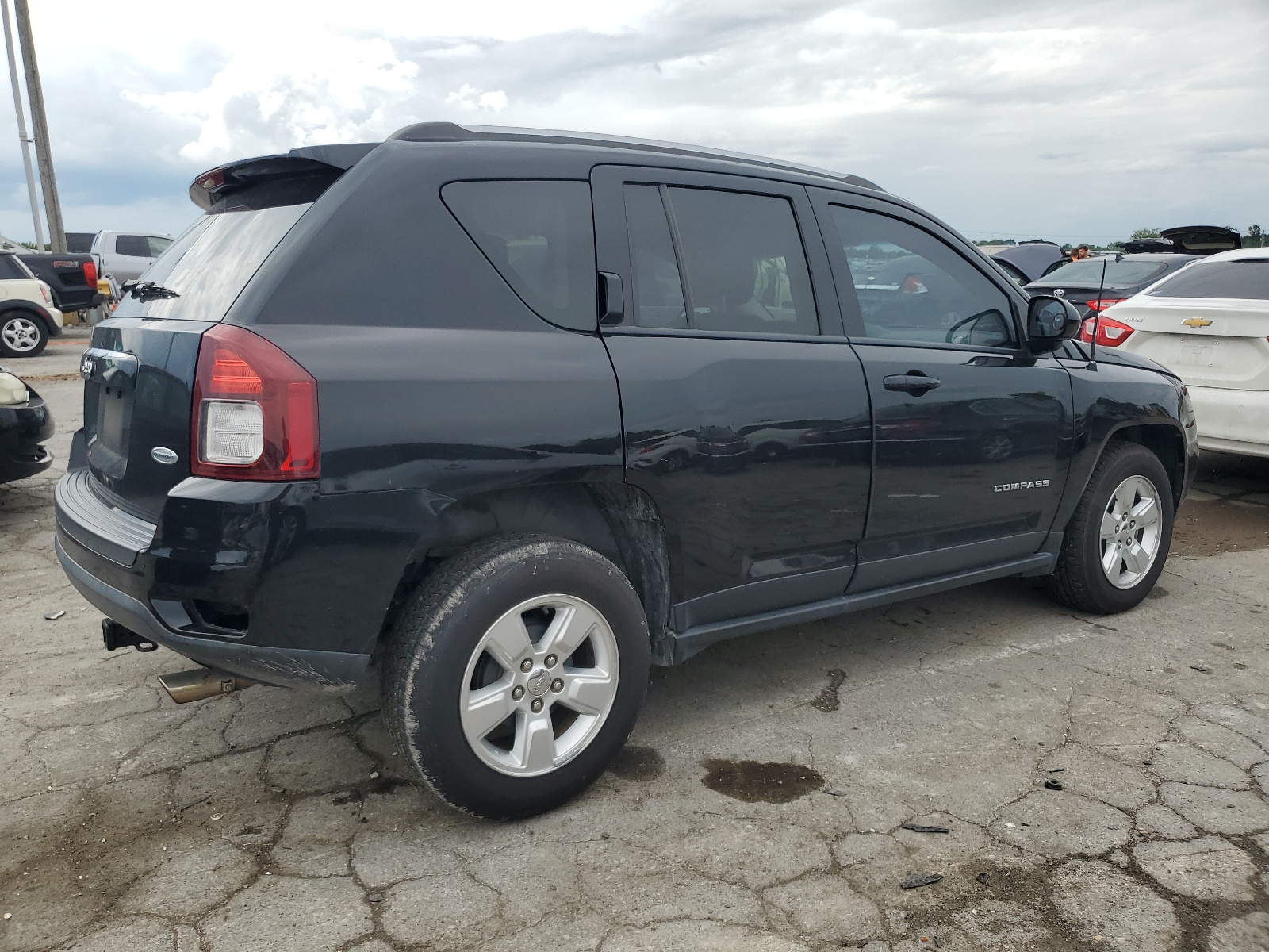 2016 Jeep Compass Latitude vin: 1C4NJCEA4GD719681