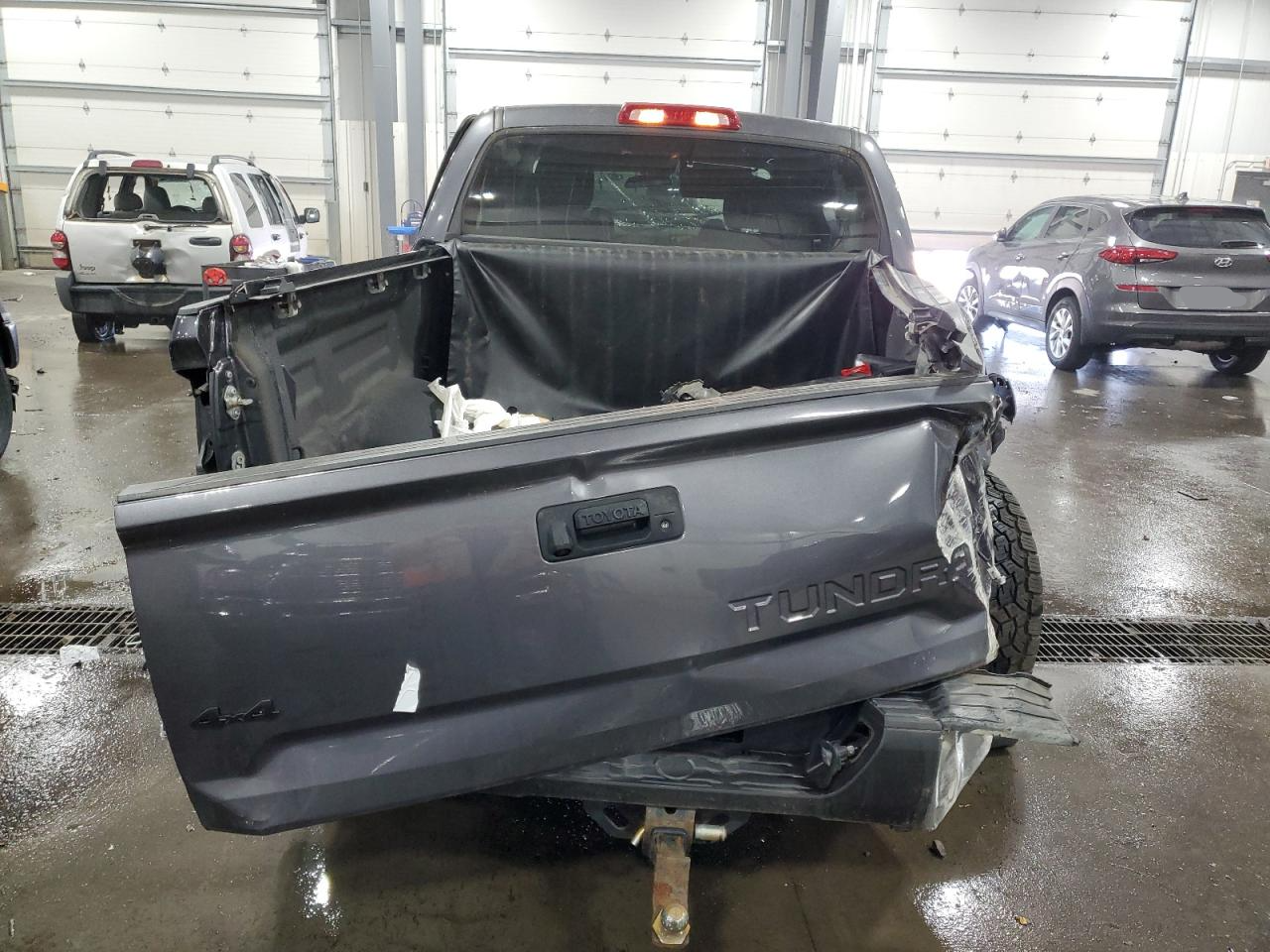 5TFDW5F10JX715480 2018 Toyota Tundra Crewmax Sr5