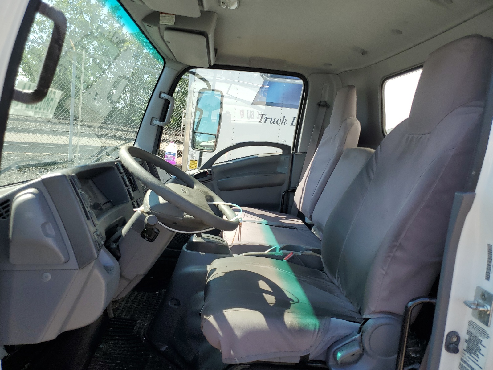 54DC4W1CXKS807562 2019 Isuzu Npr Hd