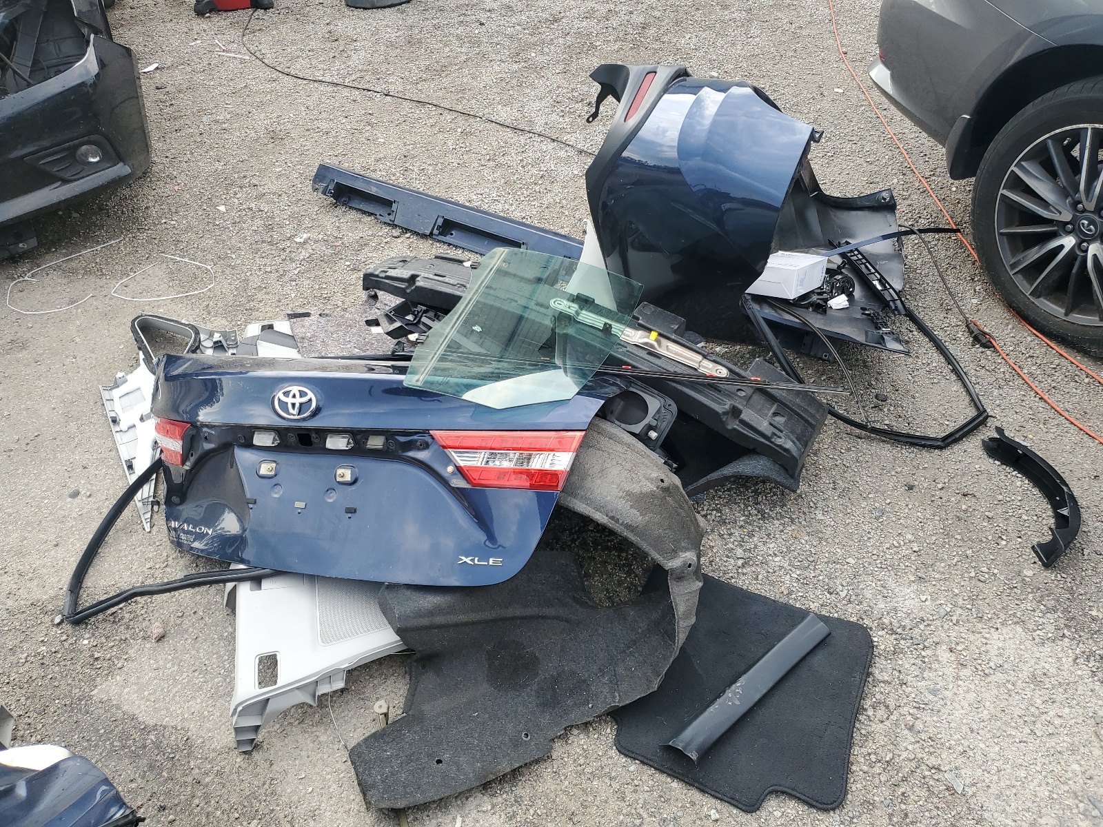 4T1BK1EB4FU152511 2015 Toyota Avalon Xle