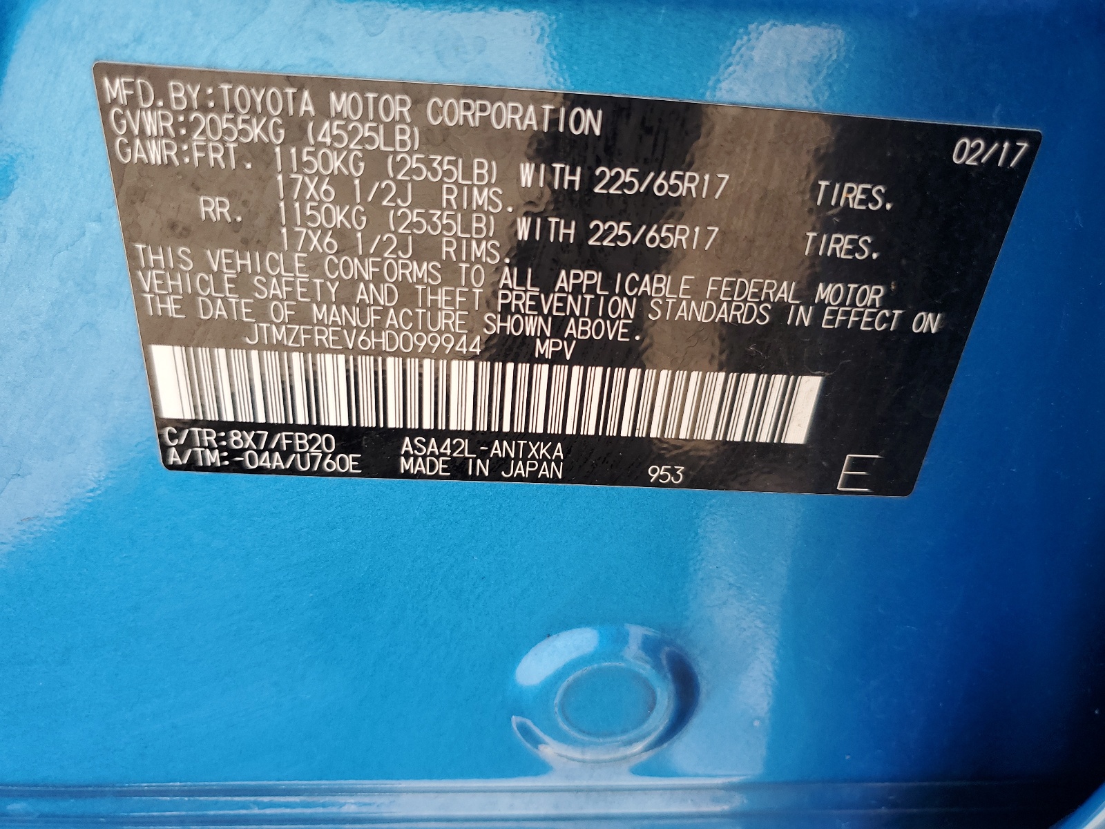 JTMZFREV6HD099944 2017 Toyota Rav4 Le