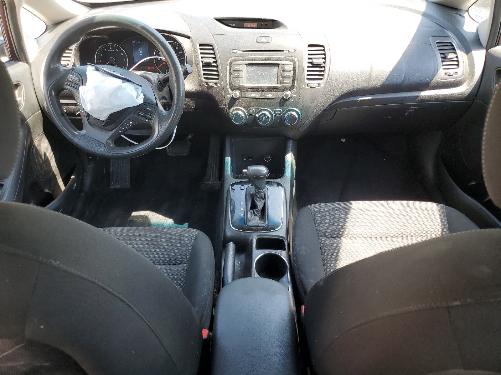 3KPFK4A76JE270544 2018 Kia Forte Lx