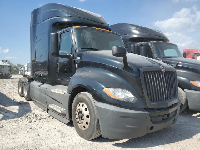 2019 International Lt625