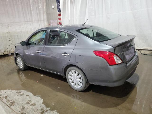  NISSAN VERSA 2018 Szary