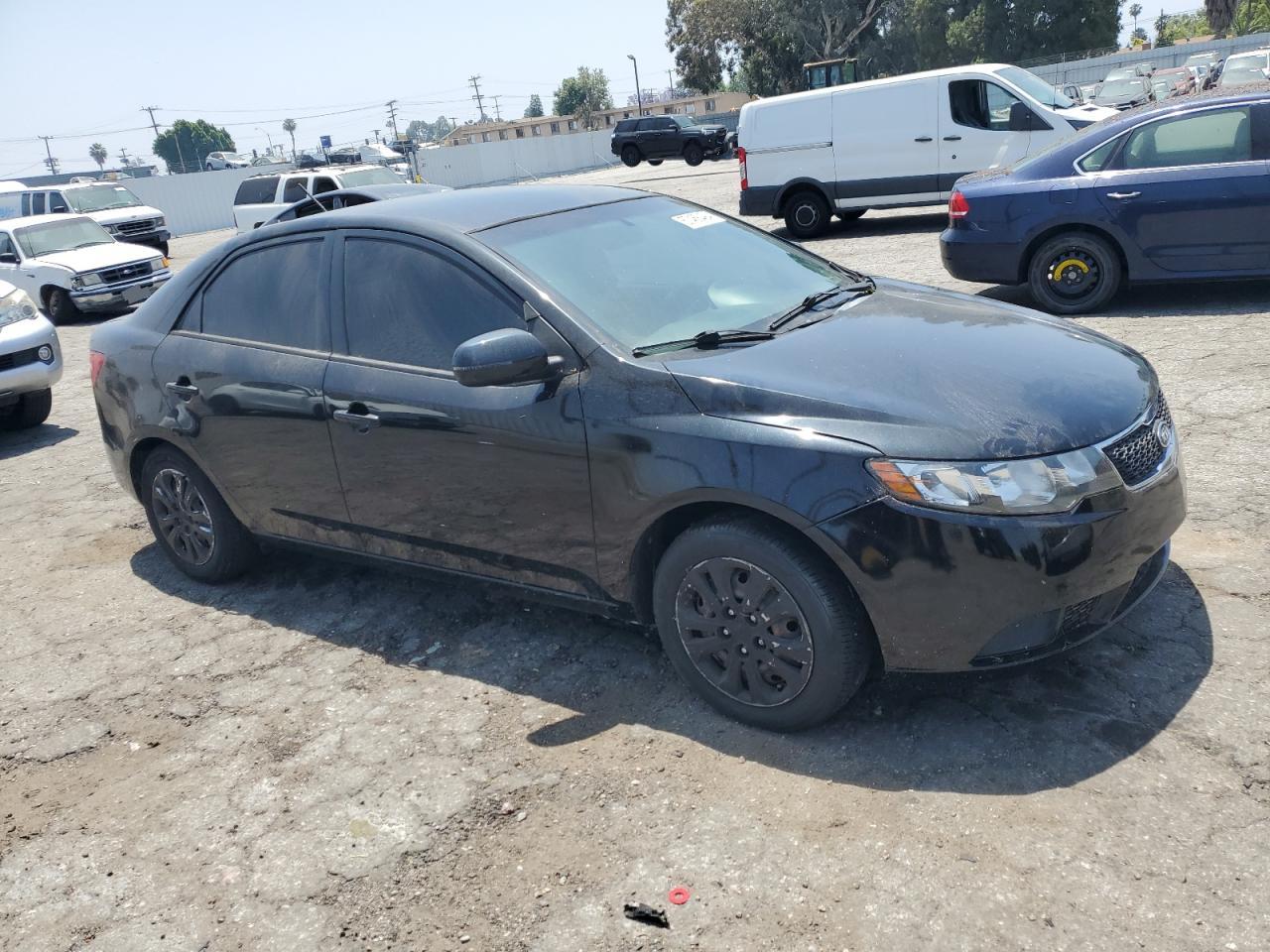 2013 Kia Forte - Image 4