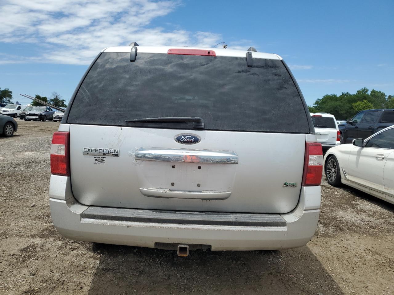 2010 Ford Expedition El Xlt VIN: 1FMJK1G55AEB20737 Lot: 61106944