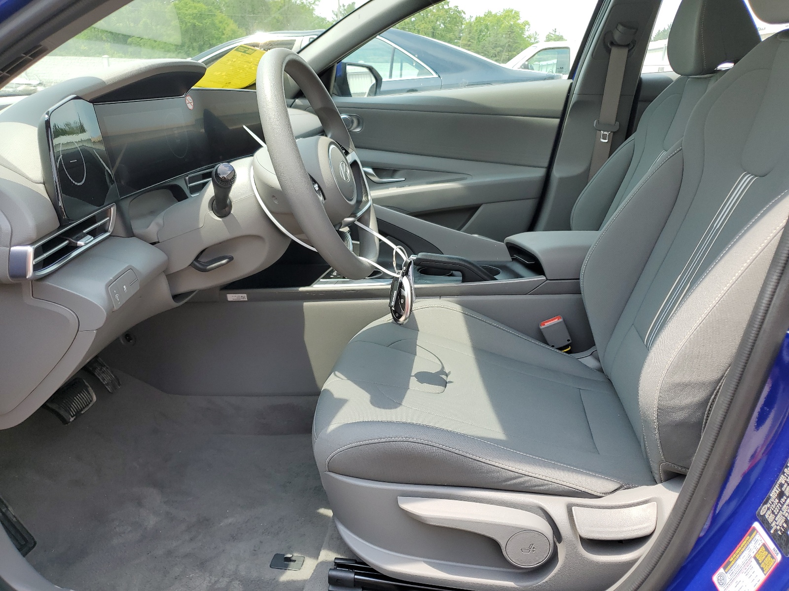 KMHLM4DG7RU789412 2024 Hyundai Elantra Sel