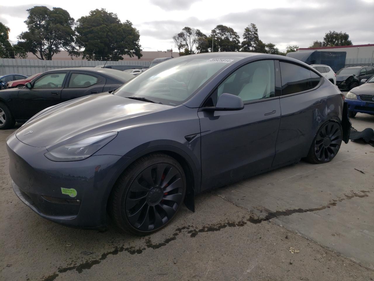 7SAYGDEF2PF854313 2023 TESLA MODEL Y - Image 1