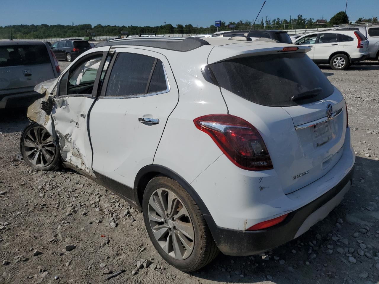 VIN KL4CJASB7JB661975 2018 BUICK ENCORE no.2