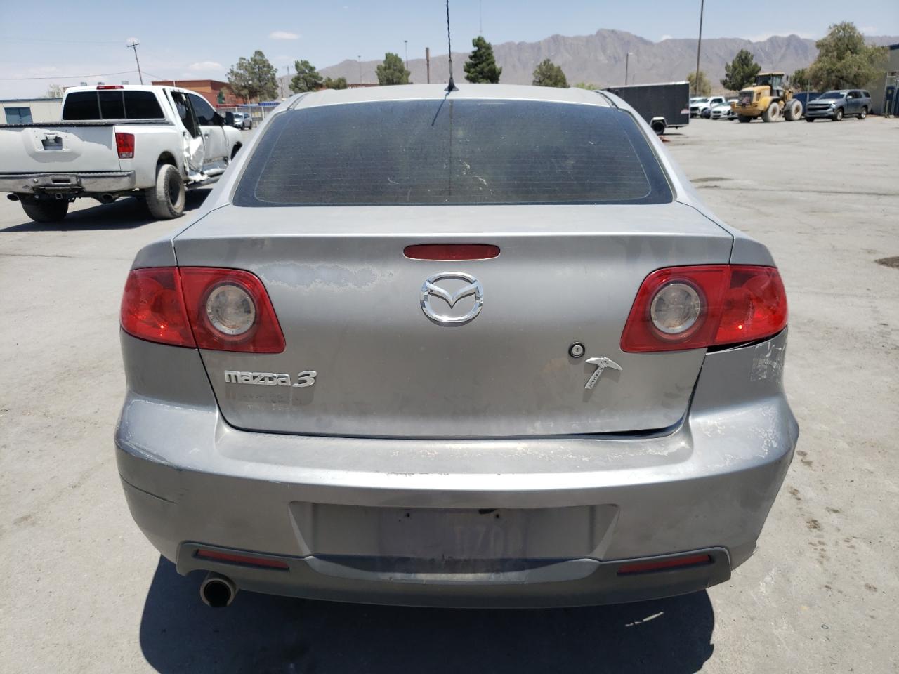 JM1BK12F361459908 2006 Mazda 3 I