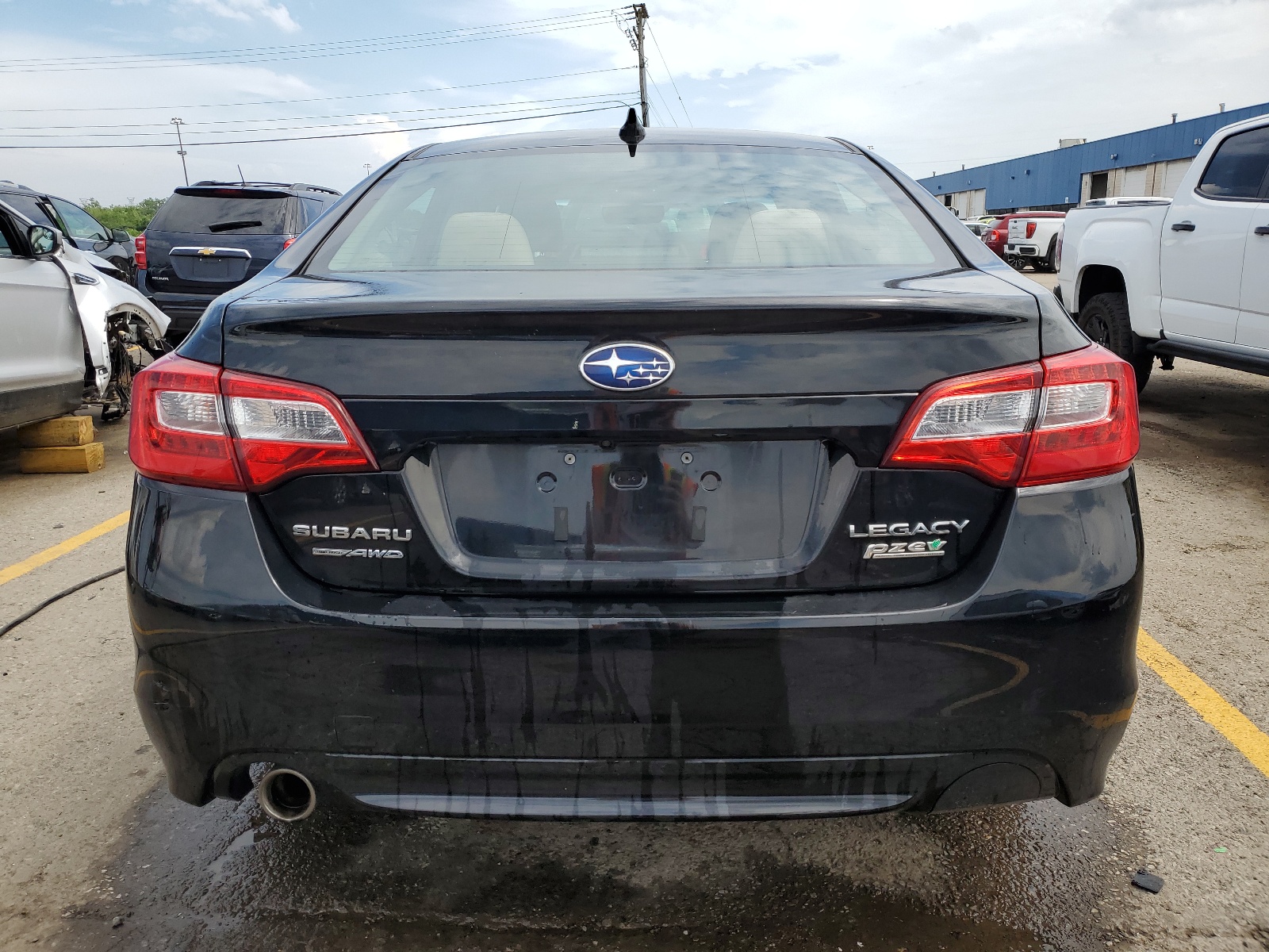 4S3BNAC67H3048802 2017 Subaru Legacy 2.5I Premium