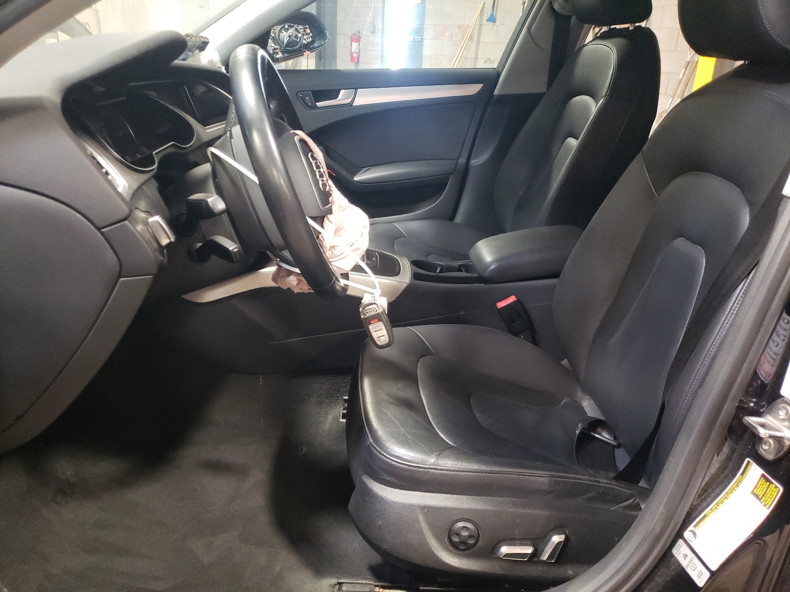 WAUBFAFLXFN007030 2015 Audi A4 Premium