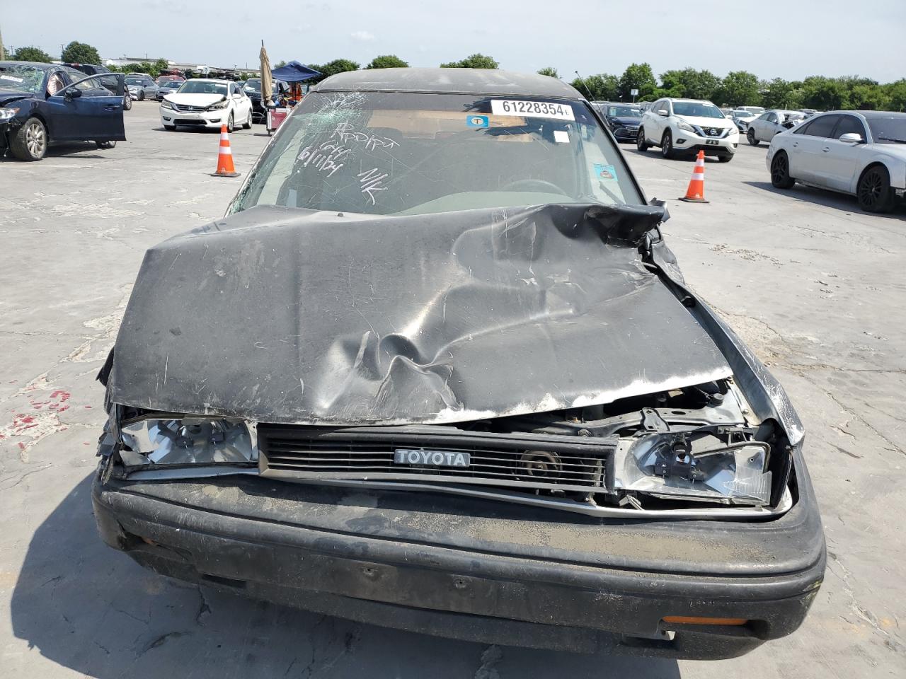 1990 Toyota Corolla Dlx VIN: JT2AE94K7L3402227 Lot: 61228354