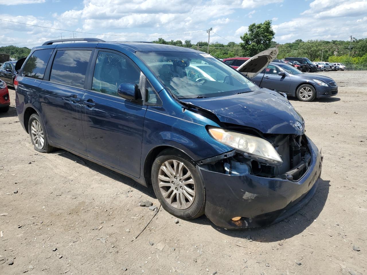 2012 Toyota Sienna Xle VIN: 5TDYK3DC6CS249472 Lot: 56851024