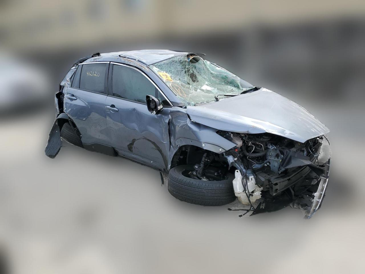 2022 Toyota Corolla Cross Xle VIN: 7MUEAAAG6NV034412 Lot: 81423033