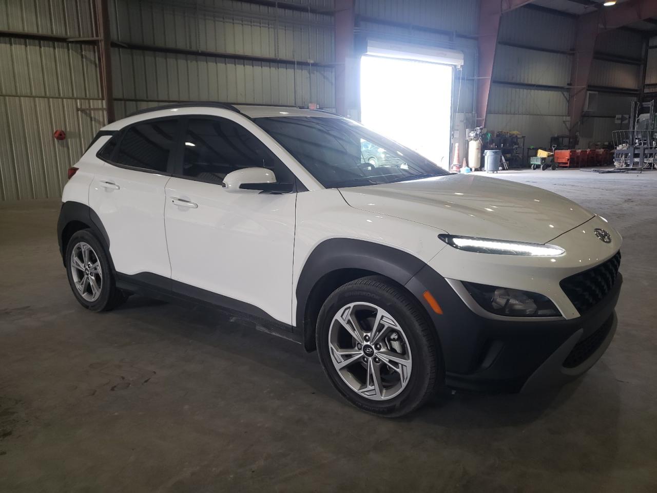 KM8K62AB0PU041682 Hyundai Kona SEL 4