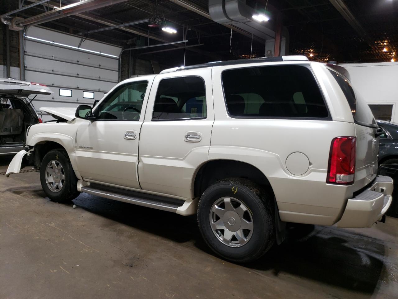 2004 Cadillac Escalade Luxury VIN: 1GYEK63N24R244240 Lot: 59516414