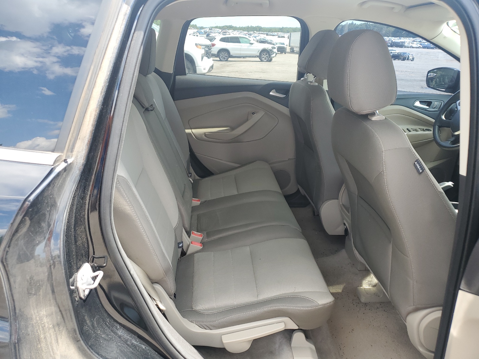 1FMCU0G79GUA42606 2016 Ford Escape Se