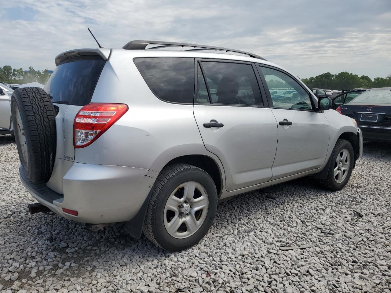 2009 Toyota RAV 4 - Image 3