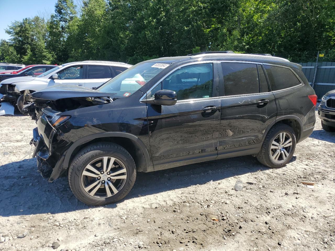 5FNYF6H52JB038529 2018 HONDA PILOT - Image 1