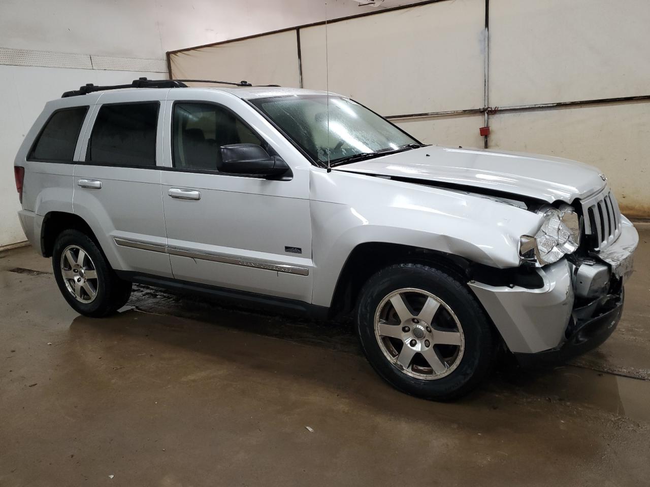 2009 Jeep Grand Cherokee - Image 4