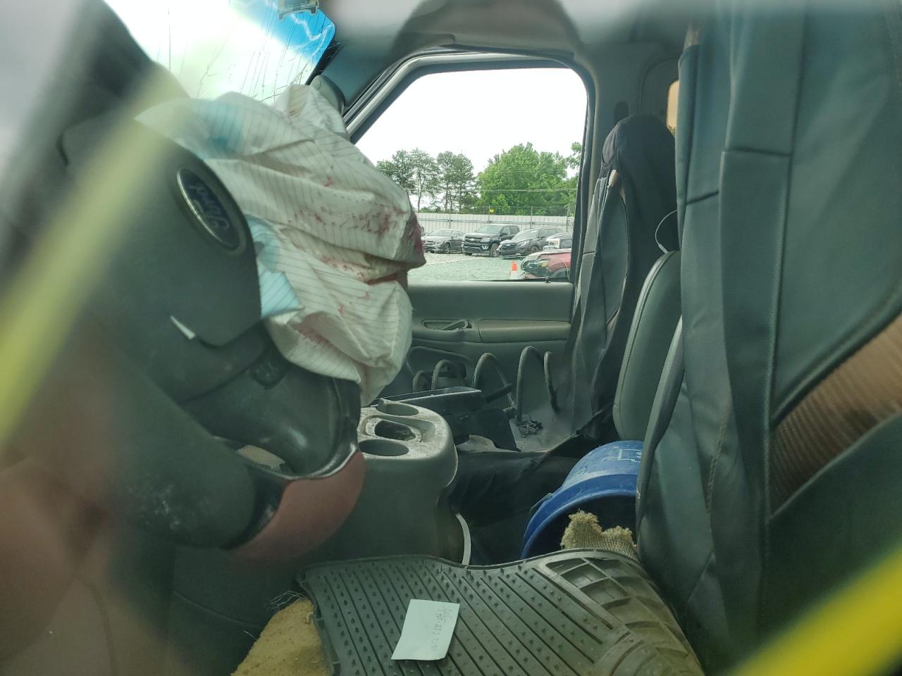 2004 Ford Econoline E250 Van VIN: 1FTNE24LX4HA76310 Lot: 57741384