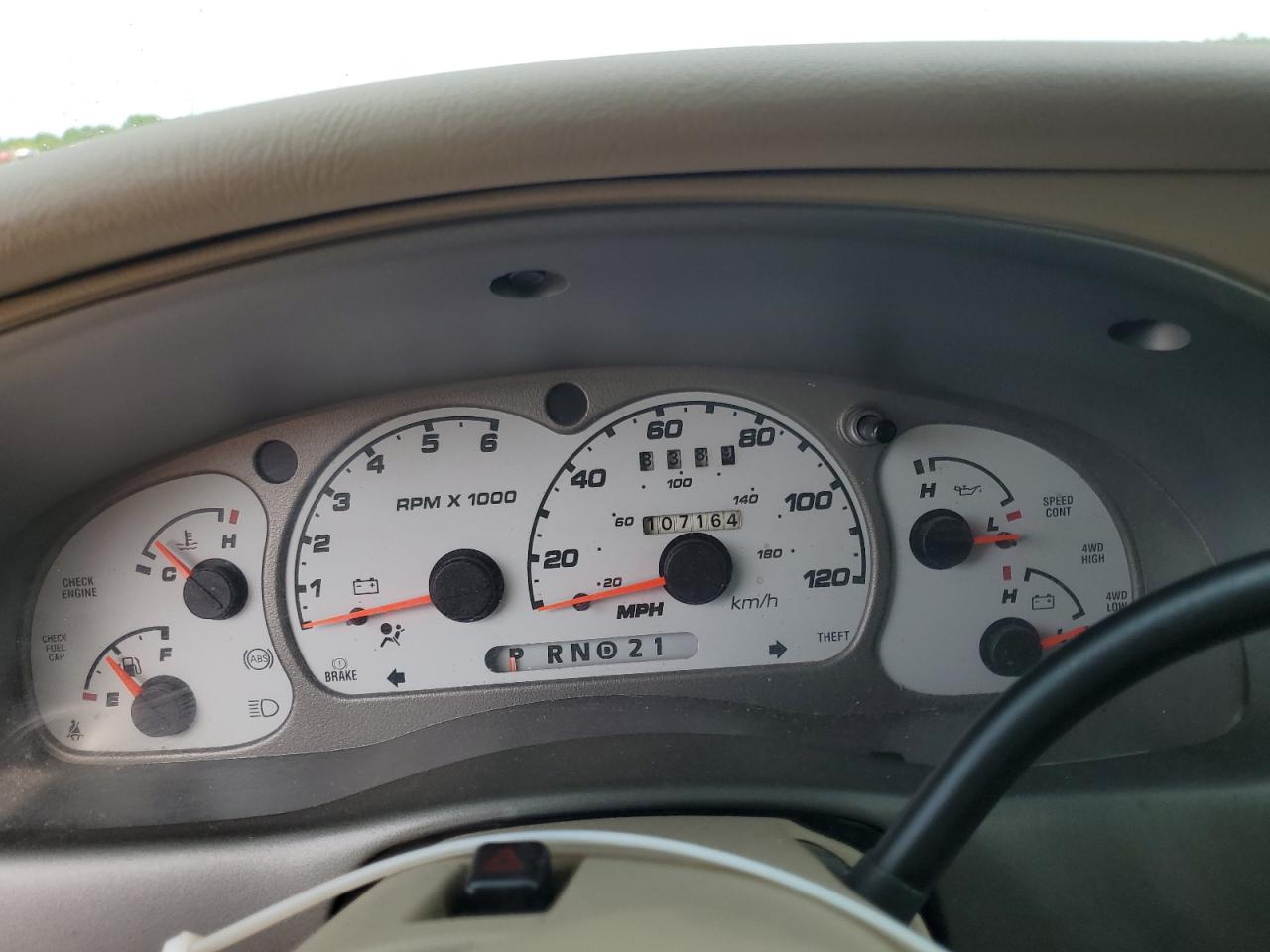 2003 Ford Explorer Sport VIN: 1FMZU70E33UA95470 Lot: 60615974