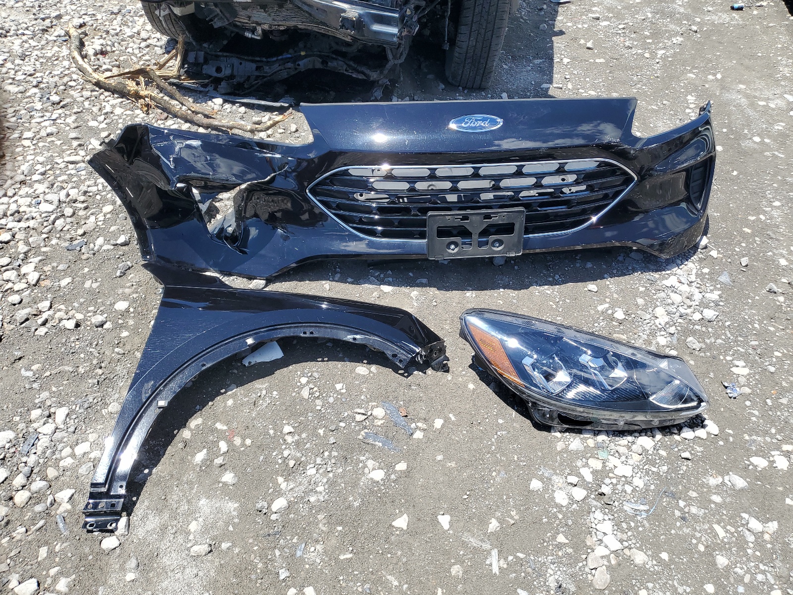 1FMCU0G6XMUA05549 2021 Ford Escape Se