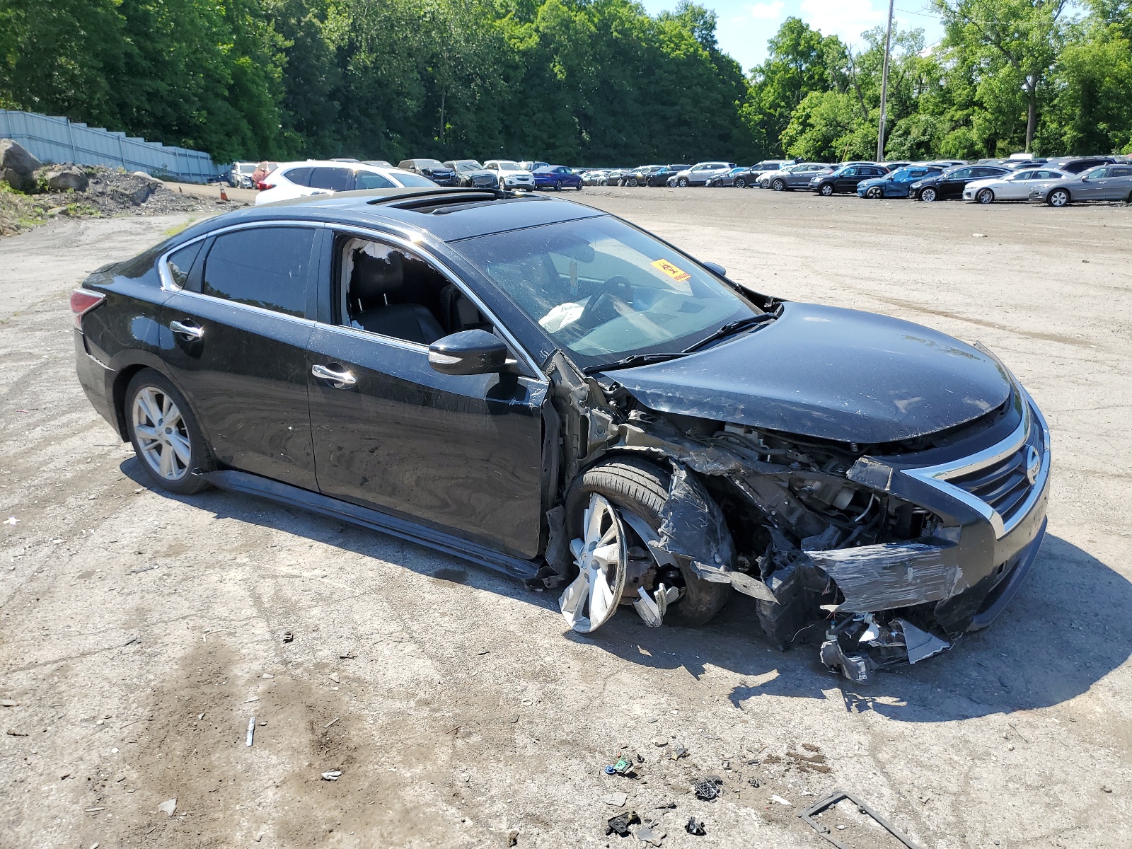 2014 Nissan Altima 2.5 vin: 1N4AL3AP1EC146167