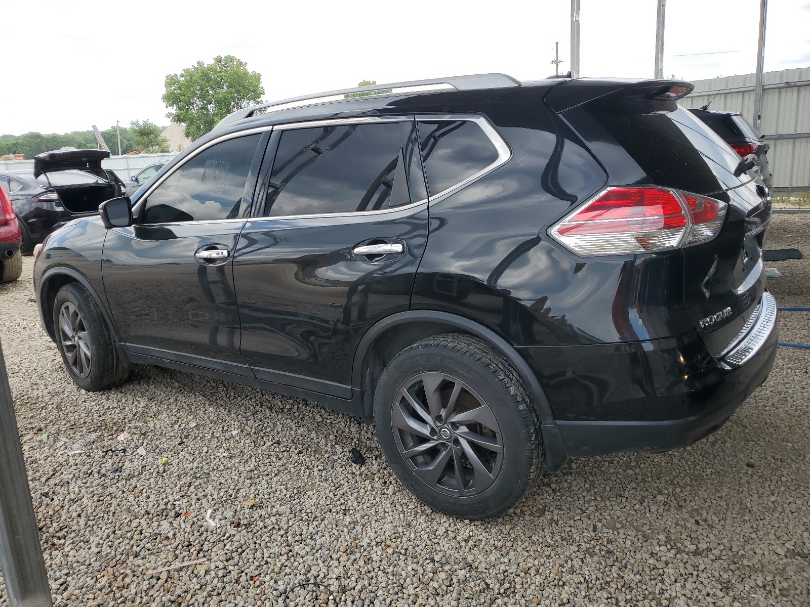 2016 Nissan Rogue S vin: 5N1AT2MV3GC800180